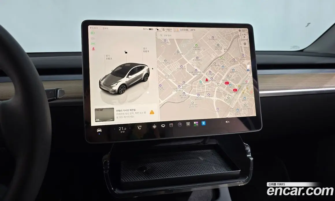 Tesla Model Y 2023 0.2 автомат (гидро), фото 17