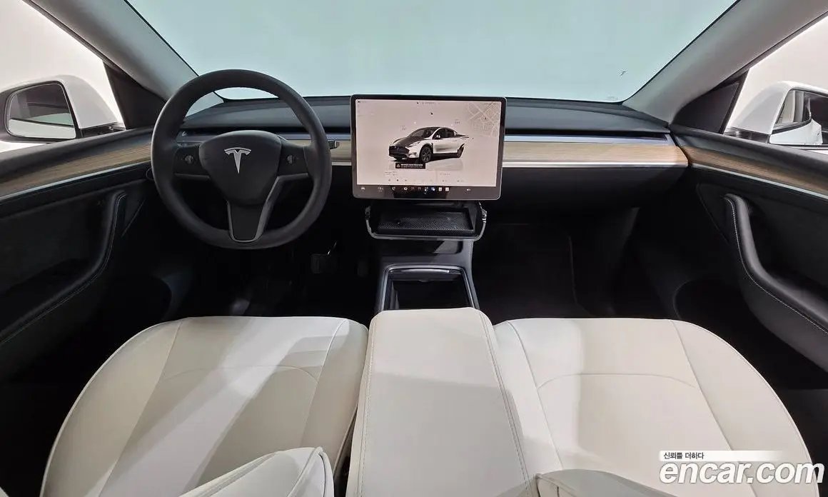 Tesla Model Y 2023 0.2 автомат (гидро), фото 9