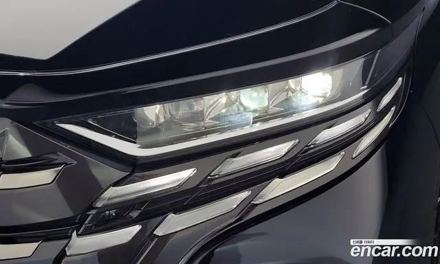 Toyota Alphard 2024 2.5 автомат (гидро), миниатюра 8 Toyota Alphard 2024 2.5 автомат (гидро), миниатюра 8