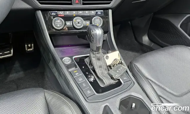 Volkswagen Jetta 2021 1.4 автомат (гидро), миниатюра 12
