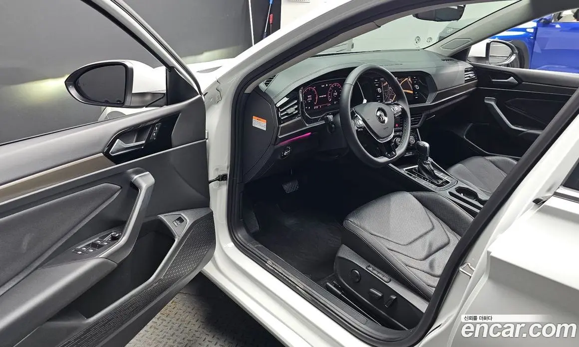 Volkswagen Jetta 2021 1.4 автомат (гидро), фото 13