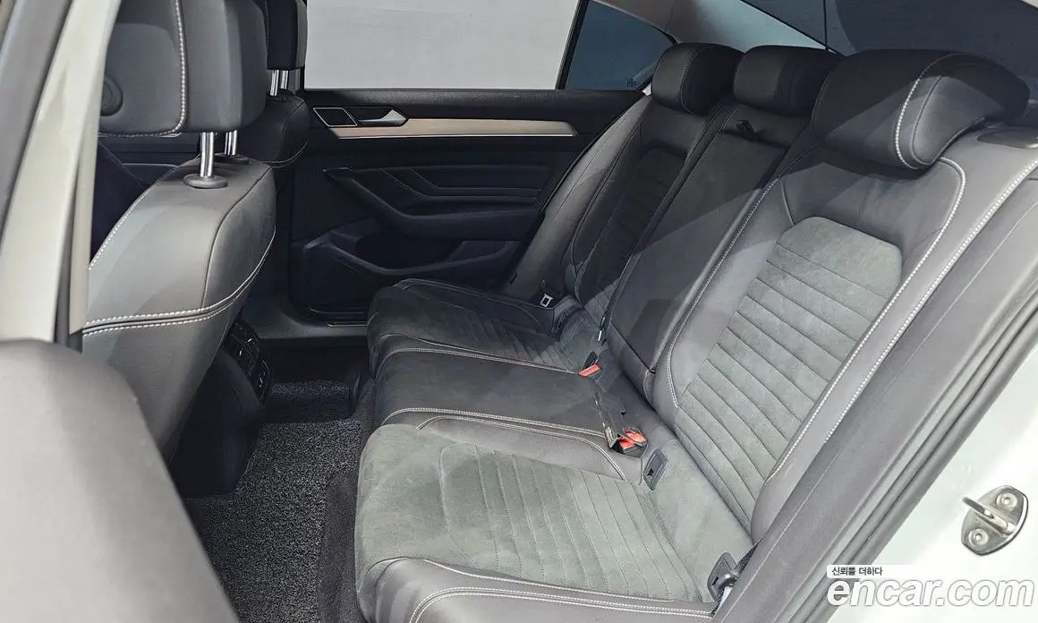 Volkswagen Passat 2022 2.0 автомат (гидро), фото 18 Volkswagen Passat 2022 2.0 автомат (гидро), фото 18