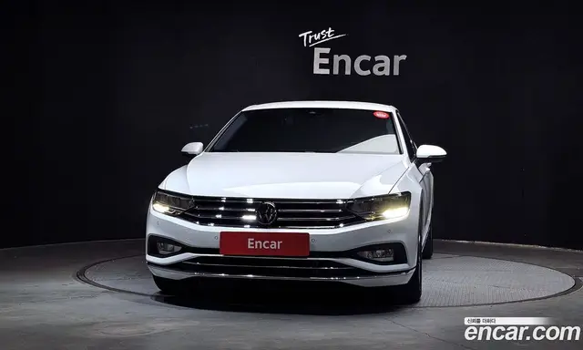 Volkswagen Passat 2022 2.0 автомат (гидро), миниатюра 3 Volkswagen Passat 2022 2.0 автомат (гидро), миниатюра 3
