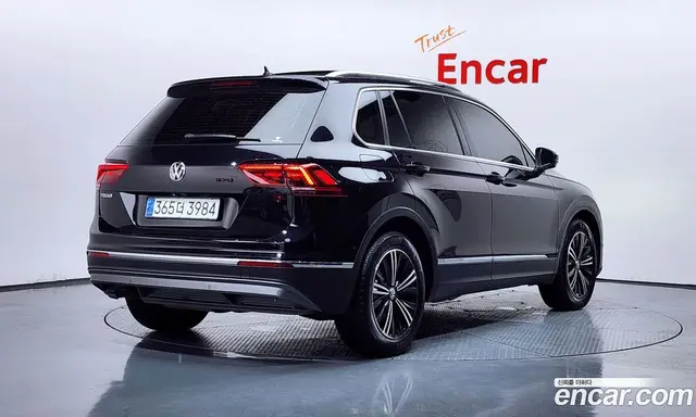 Volkswagen Tiguan 2019 2.0 автомат (гидро), миниатюра 2