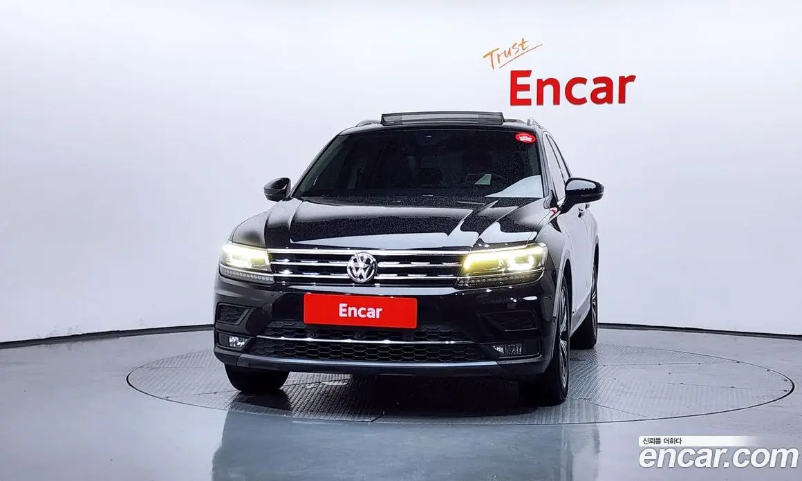 Volkswagen Tiguan 2019 2.0 автомат (гидро), фото 3