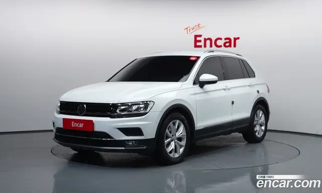 Volkswagen Tiguan, 2019, 33 000 км