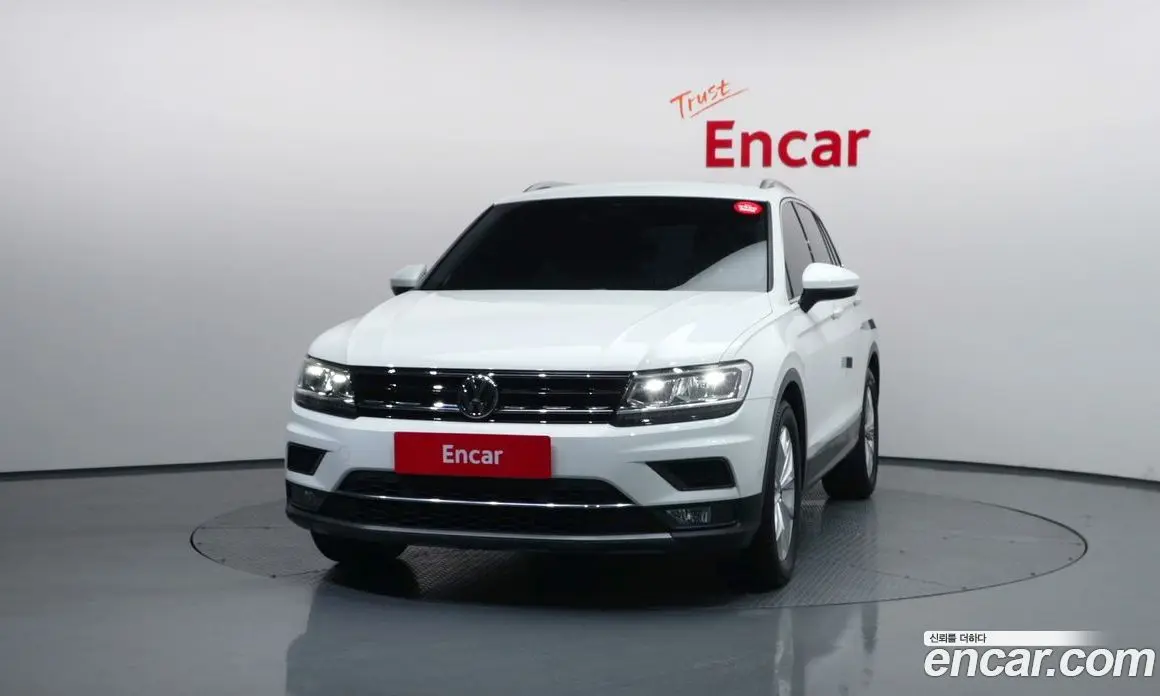 Volkswagen Tiguan 2019 2.0 автомат (гидро), фото 3