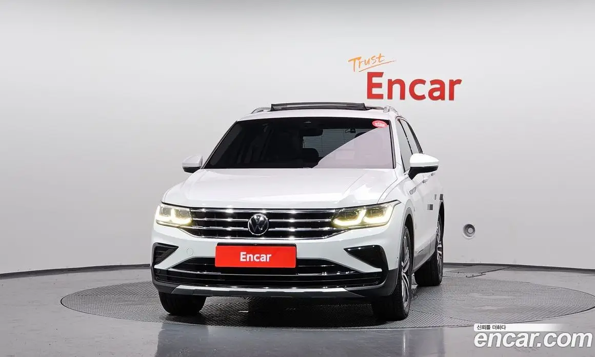 Volkswagen Tiguan 2022 2.0 автомат (гидро), фото 3 Volkswagen Tiguan 2022 2.0 автомат (гидро), фото 3