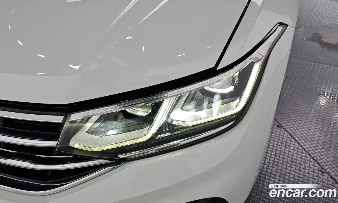 Volkswagen Tiguan 2022 2.0 автомат (гидро), фото 8 Volkswagen Tiguan 2022 2.0 автомат (гидро), фото 8