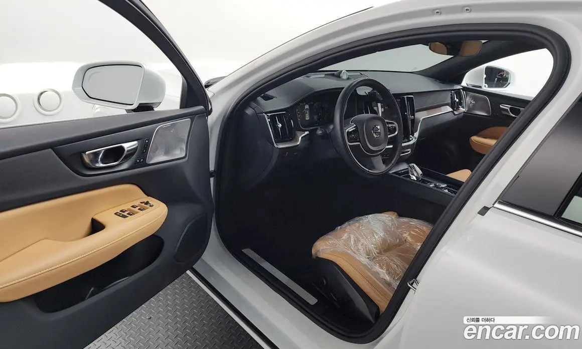 Volvo S60 2021 2.0 автомат (гидро), фото 13