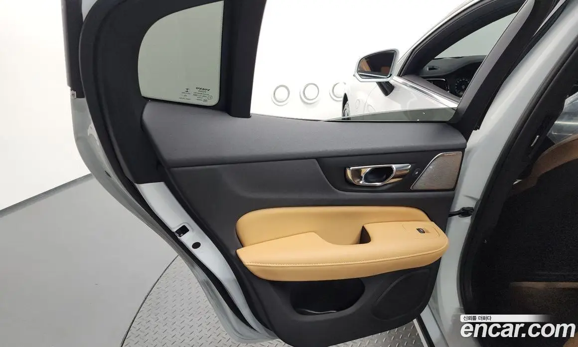 Volvo S60 2021 2.0 автомат (гидро), фото 15