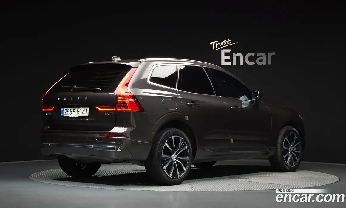 Volvo XC60 2025 2.0 автомат (гидро), фото 2 Volvo XC60 2025 2.0 автомат (гидро), фото 2