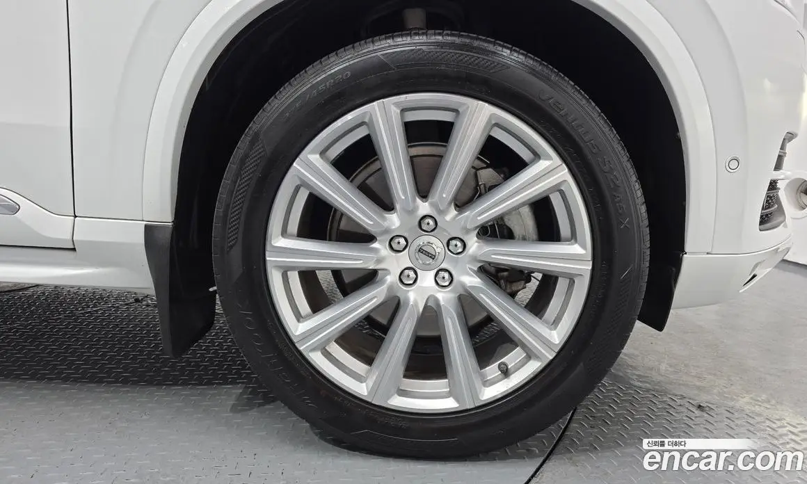 Volvo XC90 2019 2.0 автомат (гидро), фото 5