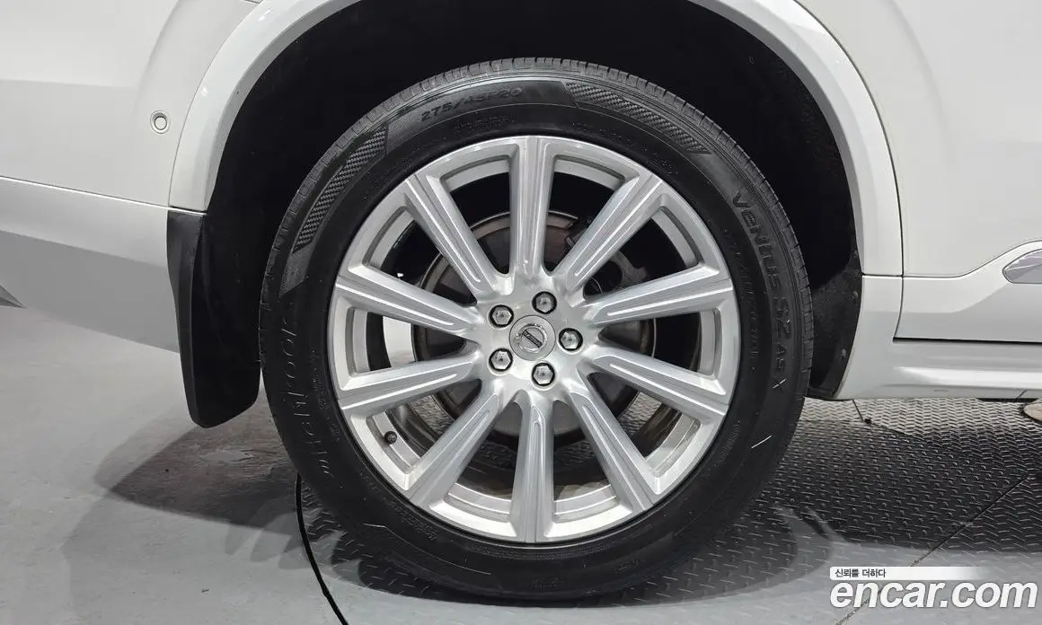 Volvo XC90 2019 2.0 автомат (гидро), фото 7