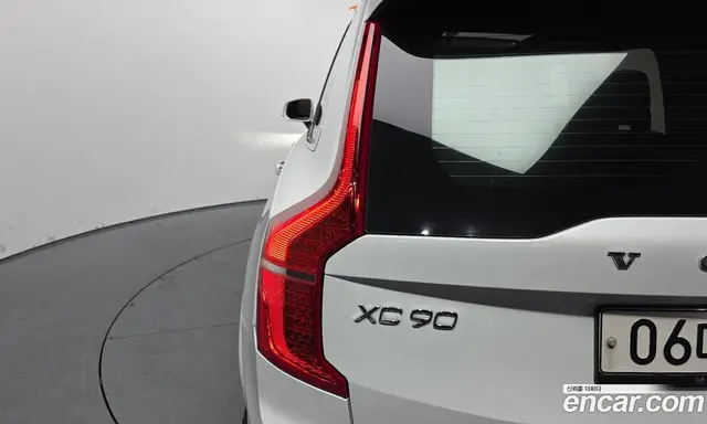 Volvo XC90 2019 2.0 автомат (гидро), миниатюра 9