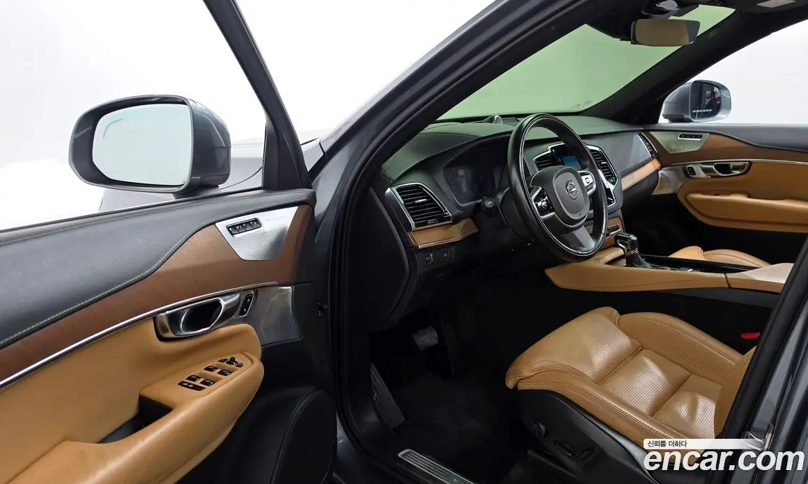Volvo XC90 2020 2.0 автомат (гидро), фото 13 Volvo XC90 2020 2.0 автомат (гидро), фото 13