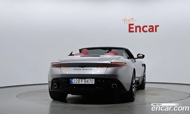 Aston Martin DB11 2023 4.0 автомат (гидро), миниатюра 4 Aston Martin DB11 2023 4.0 автомат (гидро), миниатюра 4