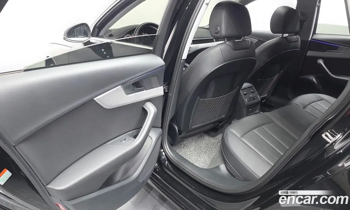 Audi A4 2023 2.0 автомат (гидро), фото 16 Audi A4 2023 2.0 автомат (гидро), фото 16