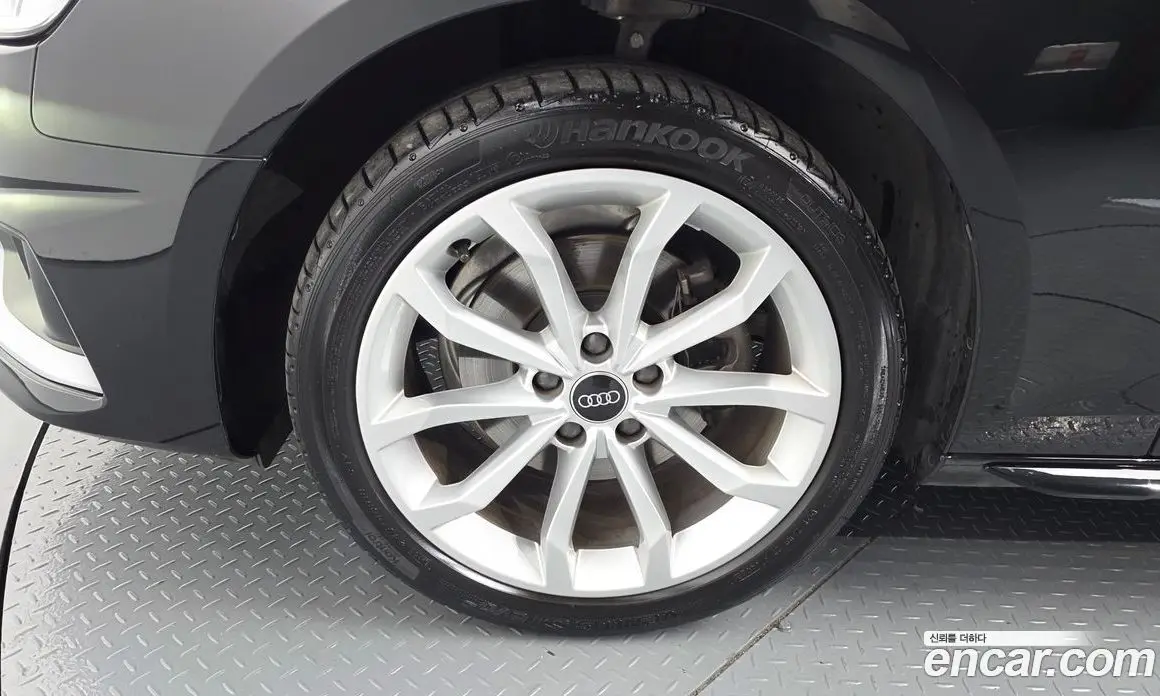 Audi A4 2023 2.0 автомат (гидро), фото 7 Audi A4 2023 2.0 автомат (гидро), фото 7