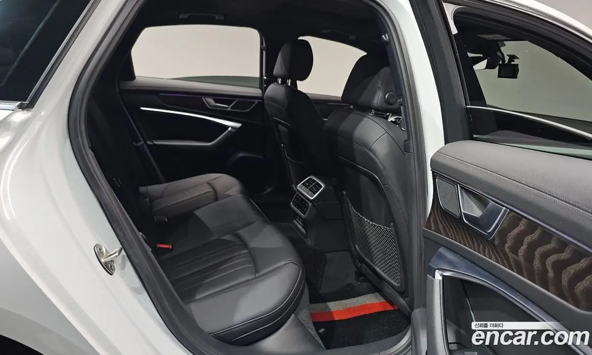 Audi A6 2021 2.0 автомат (гидро), фото 17