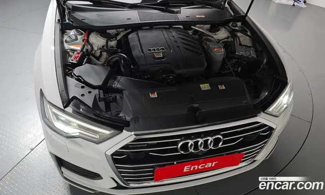 Audi A6 2021 2.0 автомат (гидро), миниатюра 5