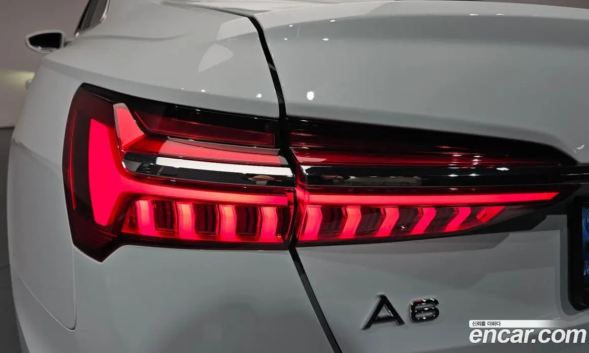 Audi A6 2021 2.0 автомат (гидро), фото 8