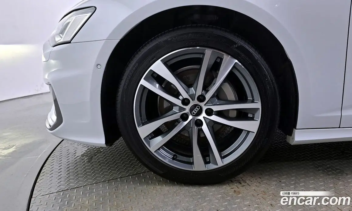 Audi A6 2022 2.0 автомат (гидро), фото 5 Audi A6 2022 2.0 автомат (гидро), фото 5