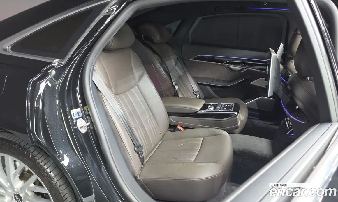Audi A8 2021 3.0 автомат (гидро), фото 17 Audi A8 2021 3.0 автомат (гидро), фото 17