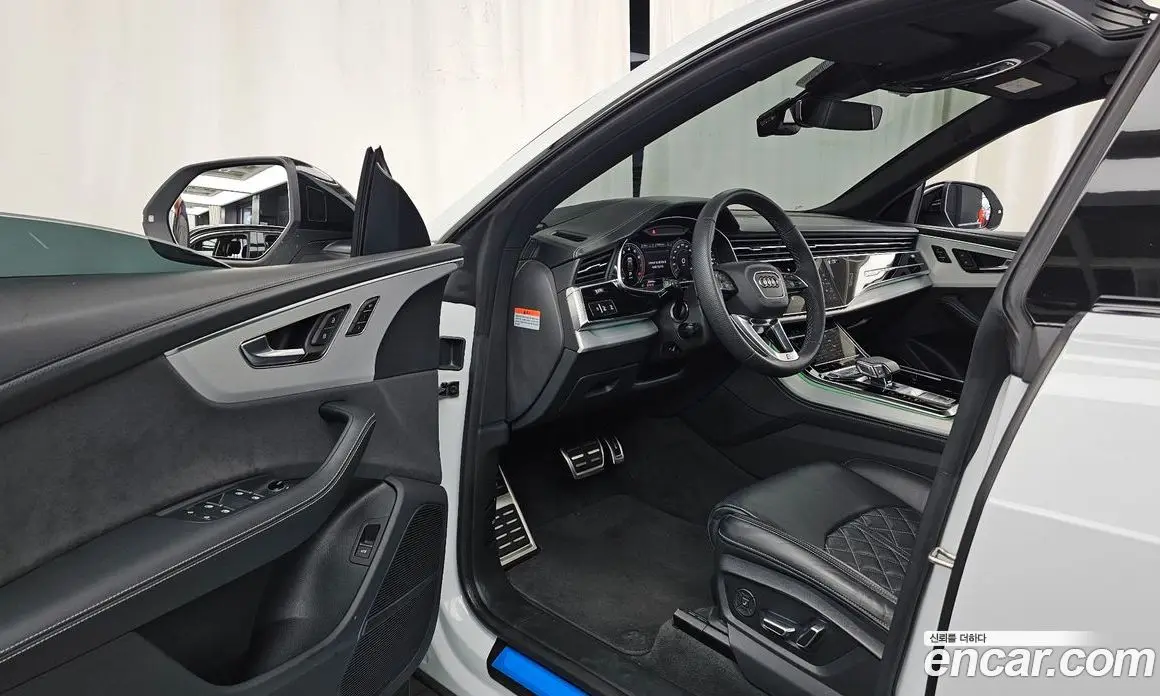 Audi Q8 2023 3.0 автомат (гидро), фото 13