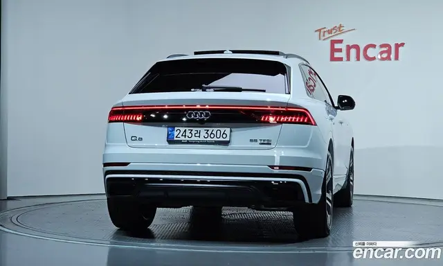 Audi Q8 2023 3.0 автомат (гидро), миниатюра 4