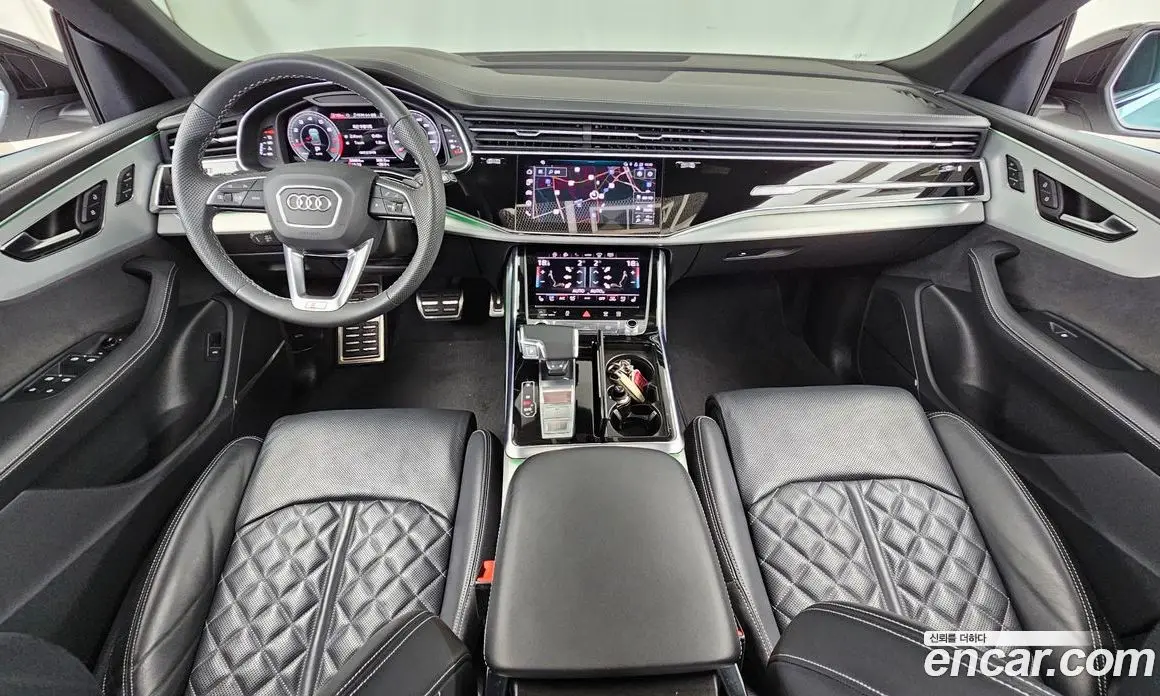Audi Q8 2023 3.0 автомат (гидро), фото 10