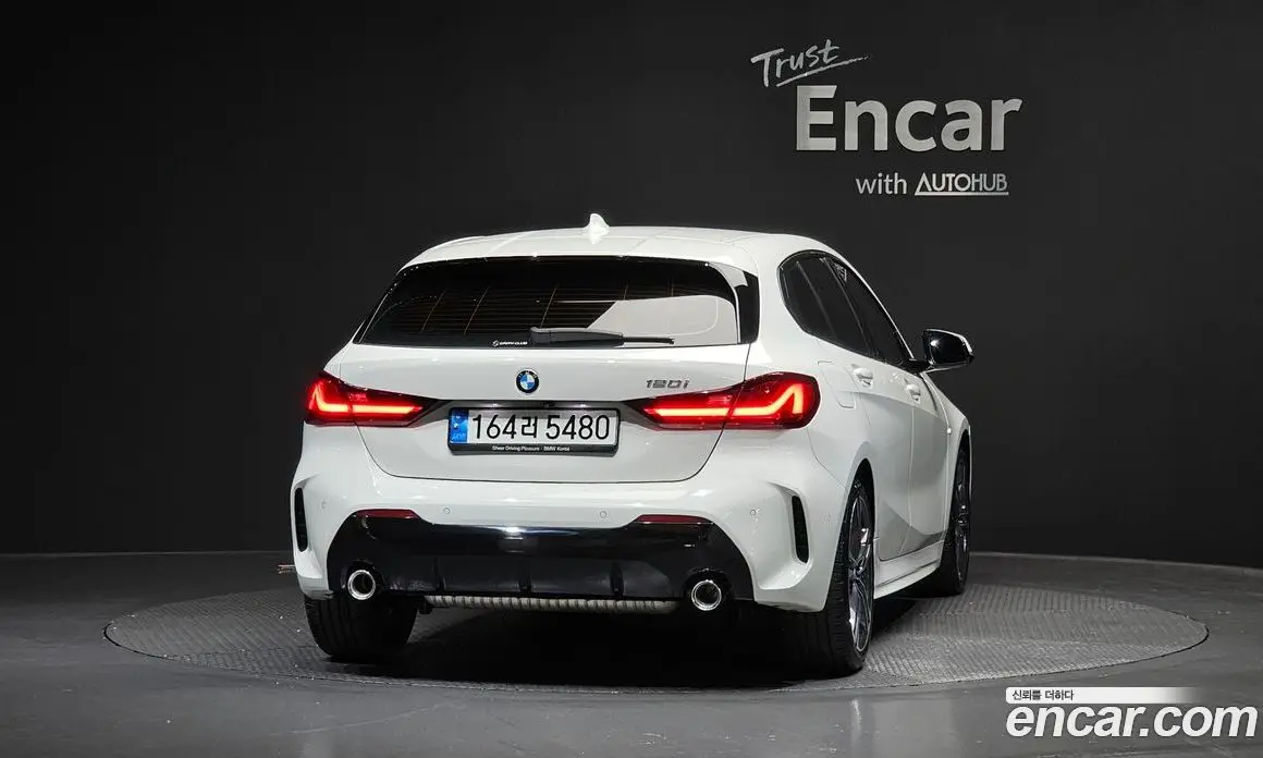 BMW 1 серия 2022 2.0 автомат (гидро), фото 4