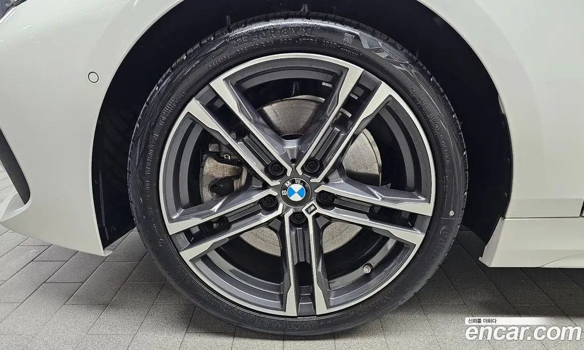 BMW 1 серия 2022 2.0 автомат (гидро), фото 5
