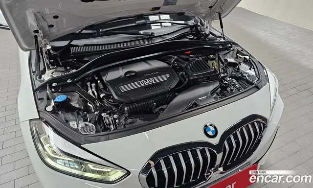 BMW 1 серия 2022 2.0 автомат (гидро), миниатюра 6