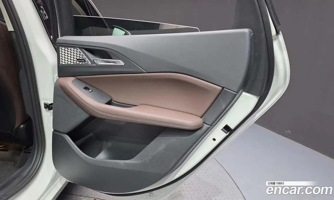 BMW 2 серия 2024 2.0 автомат (гидро), фото 15