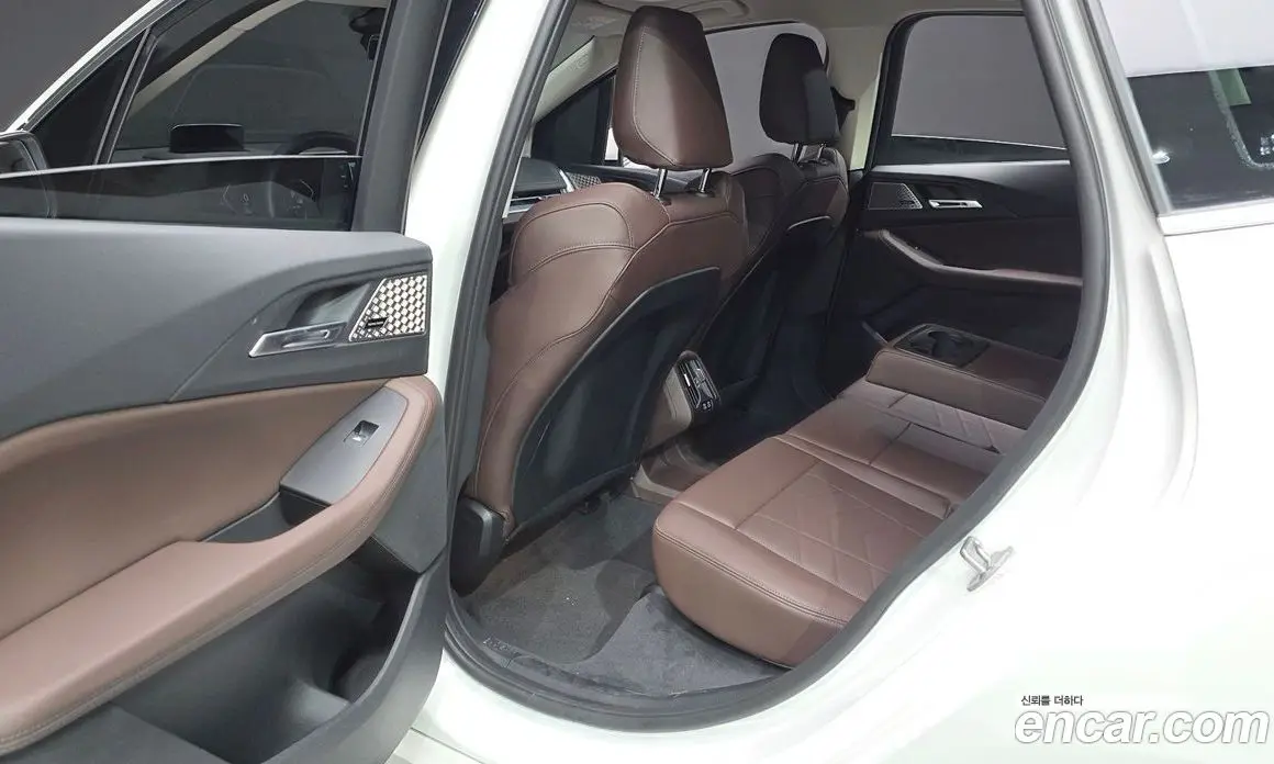 BMW 2 серия 2024 2.0 автомат (гидро), фото 17
