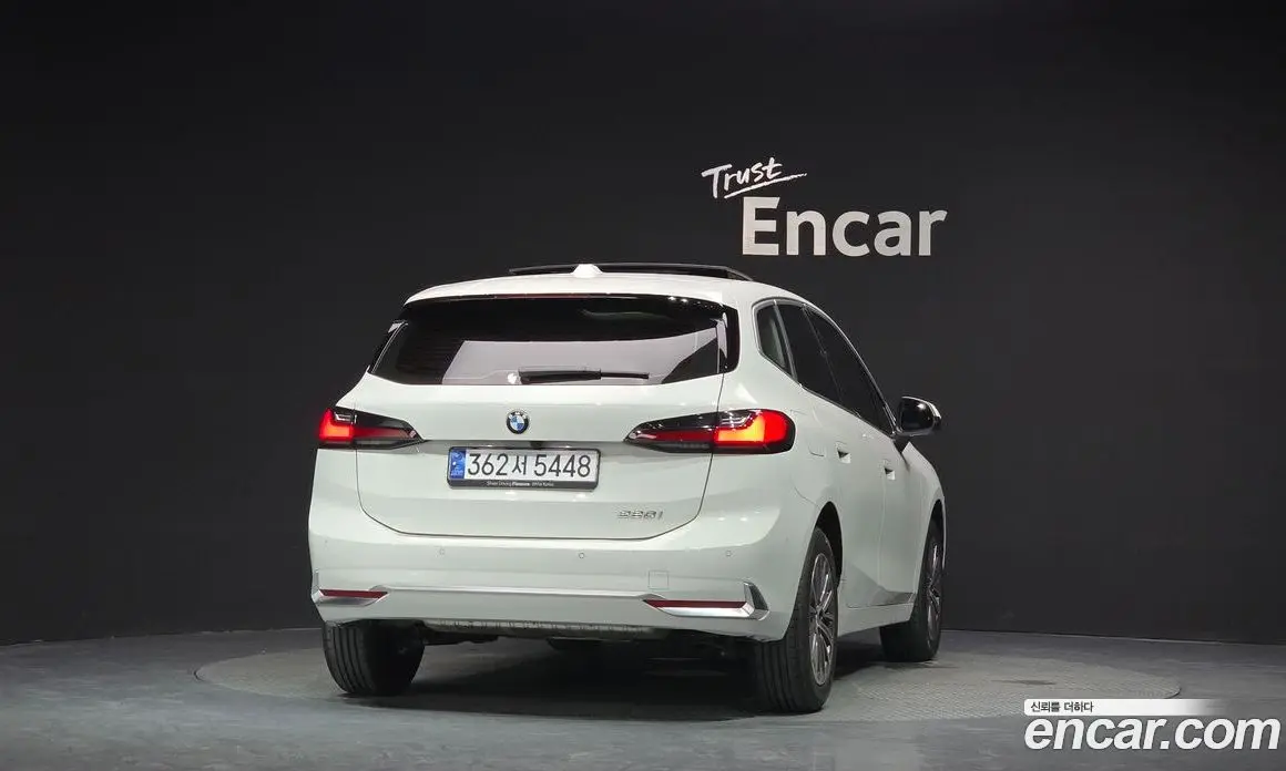 BMW 2 серия 2024 2.0 автомат (гидро), фото 4