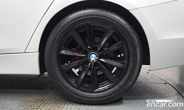 BMW 3 серия 2018 2.0 автомат (гидро), миниатюра 6 BMW 3 серия 2018 2.0 автомат (гидро), миниатюра 6