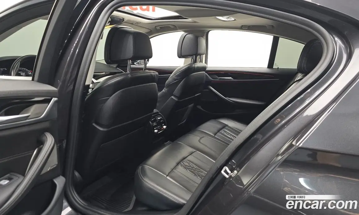 BMW 5 серия 2021 2.0 автомат (гидро), фото 16