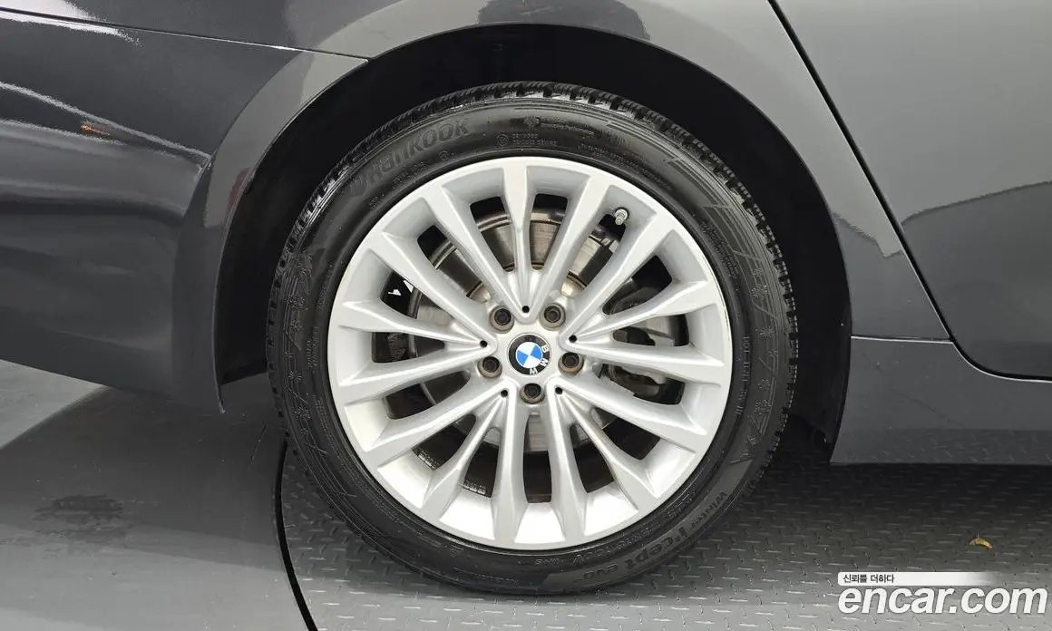 BMW 5 серия 2021 2.0 автомат (гидро), фото 4
