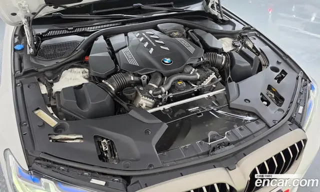 BMW 5 серия 2022 4.4 автомат (гидро), миниатюра 5
