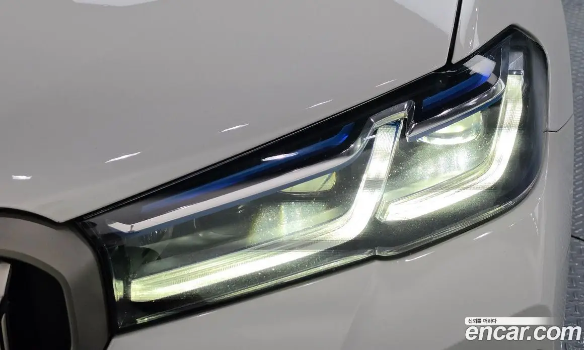 BMW 5 серия 2022 4.4 автомат (гидро), фото 7