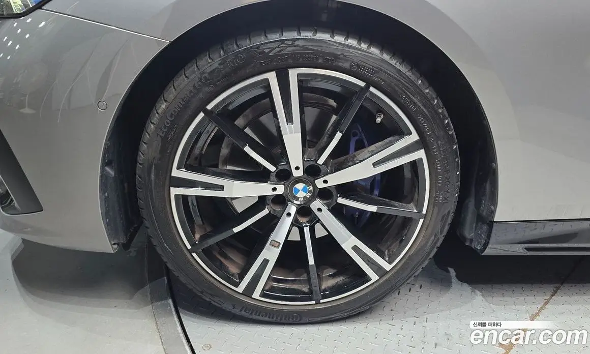 BMW 5 серия 2025 2.0 автомат (гидро), фото 5