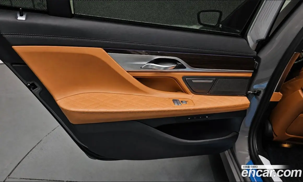 BMW 7 серия 2021 3.0 автомат (гидро), фото 14