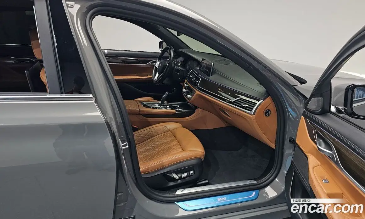 BMW 7 серия 2021 3.0 автомат (гидро), фото 15