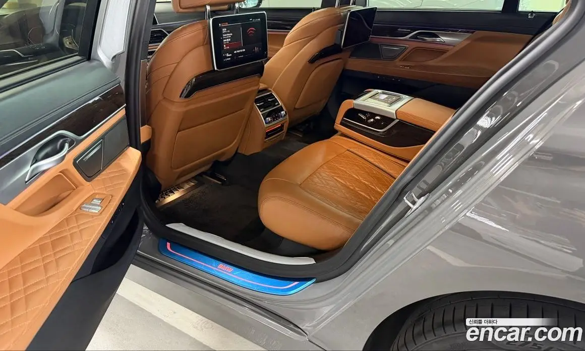 BMW 7 серия 2021 3.0 автомат (гидро), фото 16