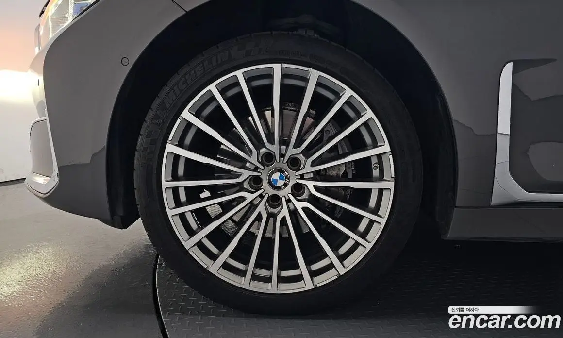 BMW 7 серия 2021 3.0 автомат (гидро), фото 4