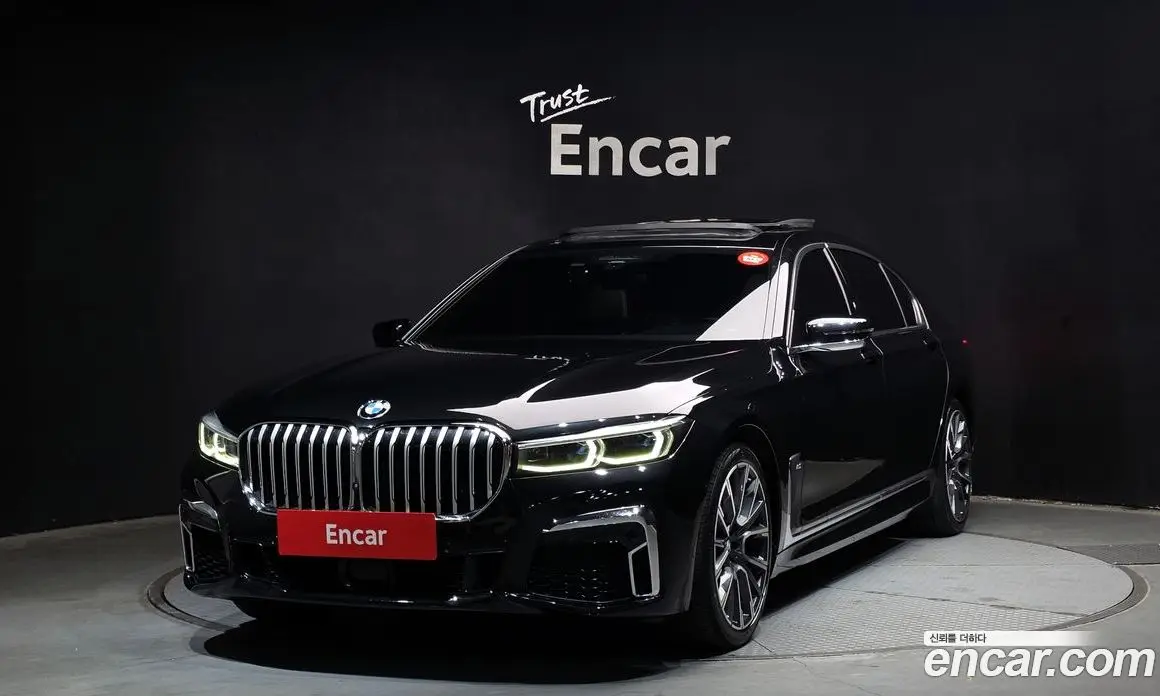 BMW 7 серия 2022 3.0 автомат (гидро), фото 1 BMW 7 серия 2022 3.0 автомат (гидро), фото 1