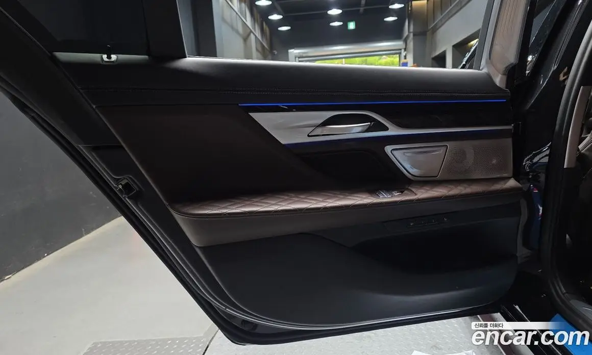 BMW 7 серия 2022 3.0 автомат (гидро), фото 15 BMW 7 серия 2022 3.0 автомат (гидро), фото 15
