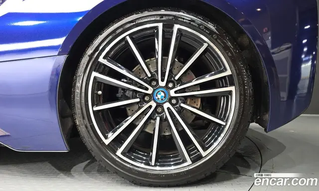 BMW i8 2019 1.5 автомат (гидро), миниатюра 7
